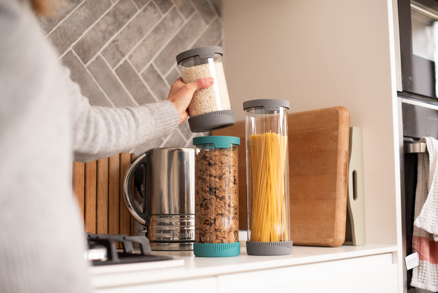 Premium Stain Resistant Borosilicate Glass Storage Jars, With Airtight Vent & Silicone Base  Ana Wiz