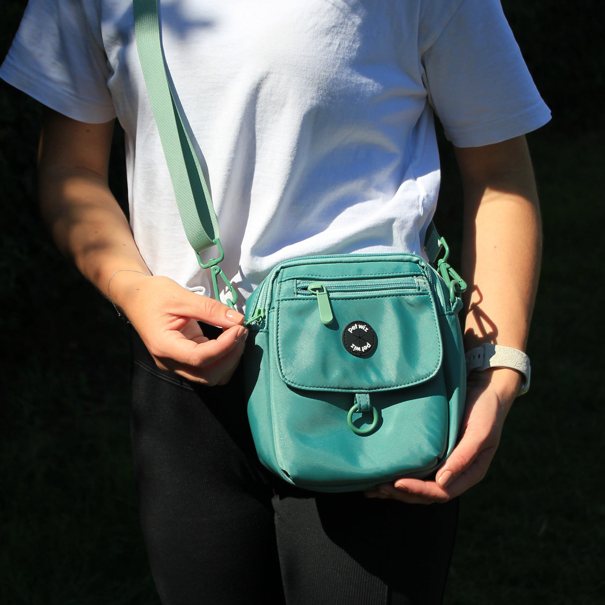 Water Resistant Dog Walking Bag Pet Wiz