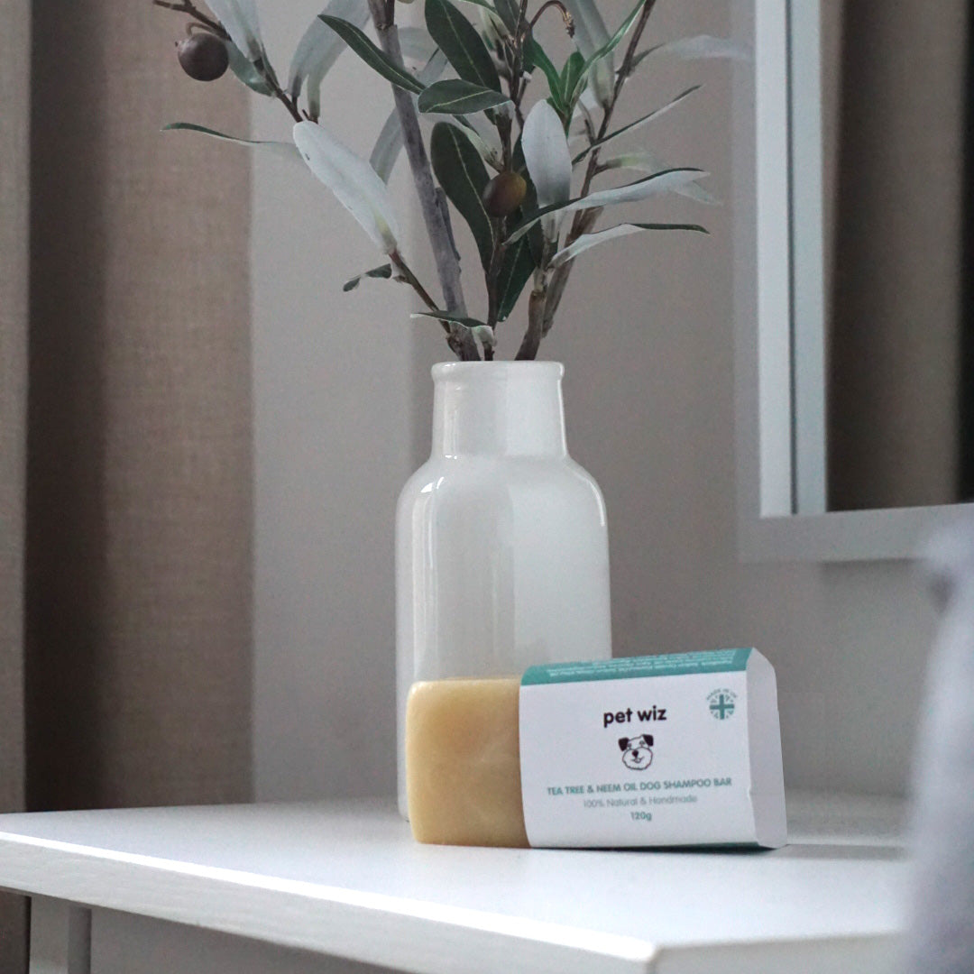 Handmade Dog Shampoo Bar 120g - Tea Tree & Neem Oil - Helps Repel Fleas & Ticks Grooming Pet Wiz