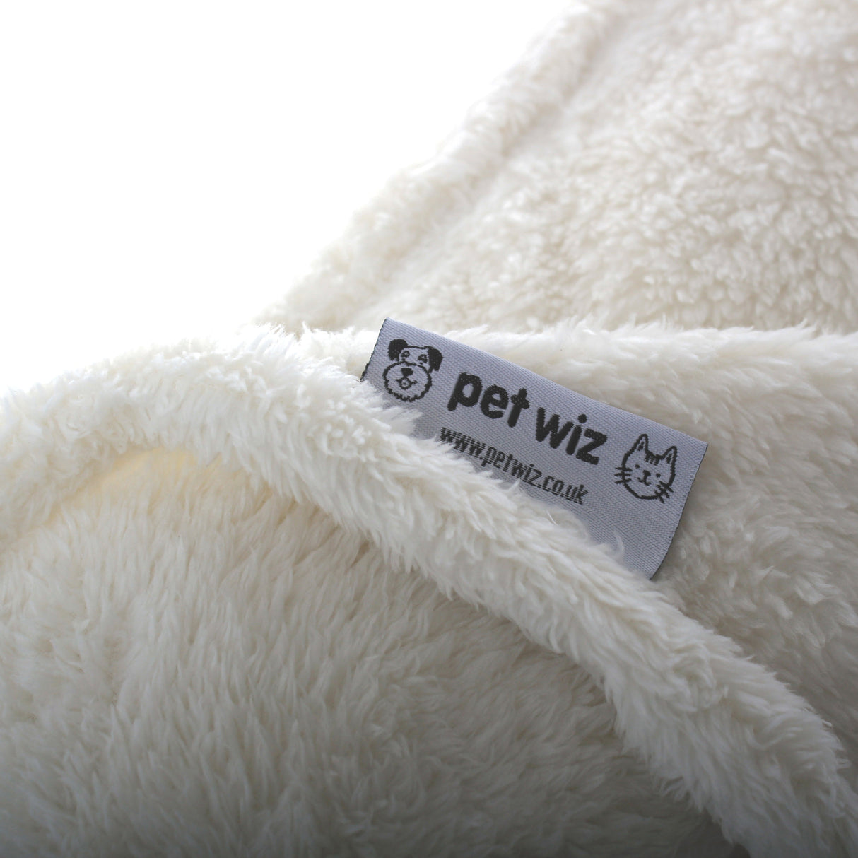 Fluffy Fleece Blanket - Soft & Warm Throw for Dogs & Cats Blankets Pet Wiz