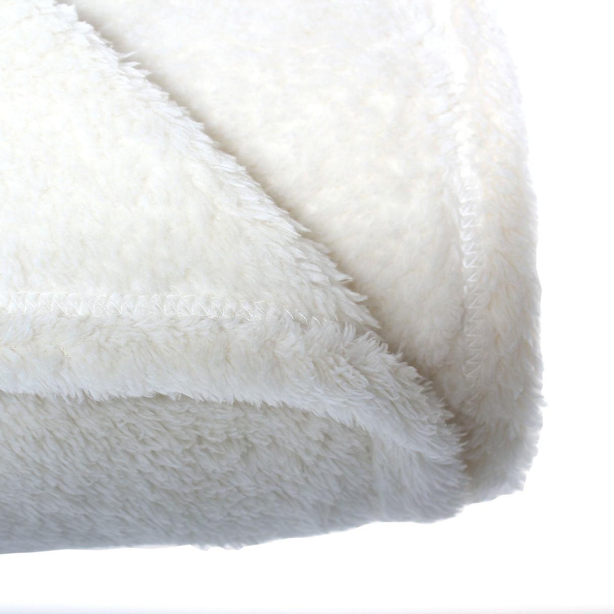 Fluffy Fleece Blanket - Soft & Warm Throw for Dogs & Cats Blankets Pet Wiz