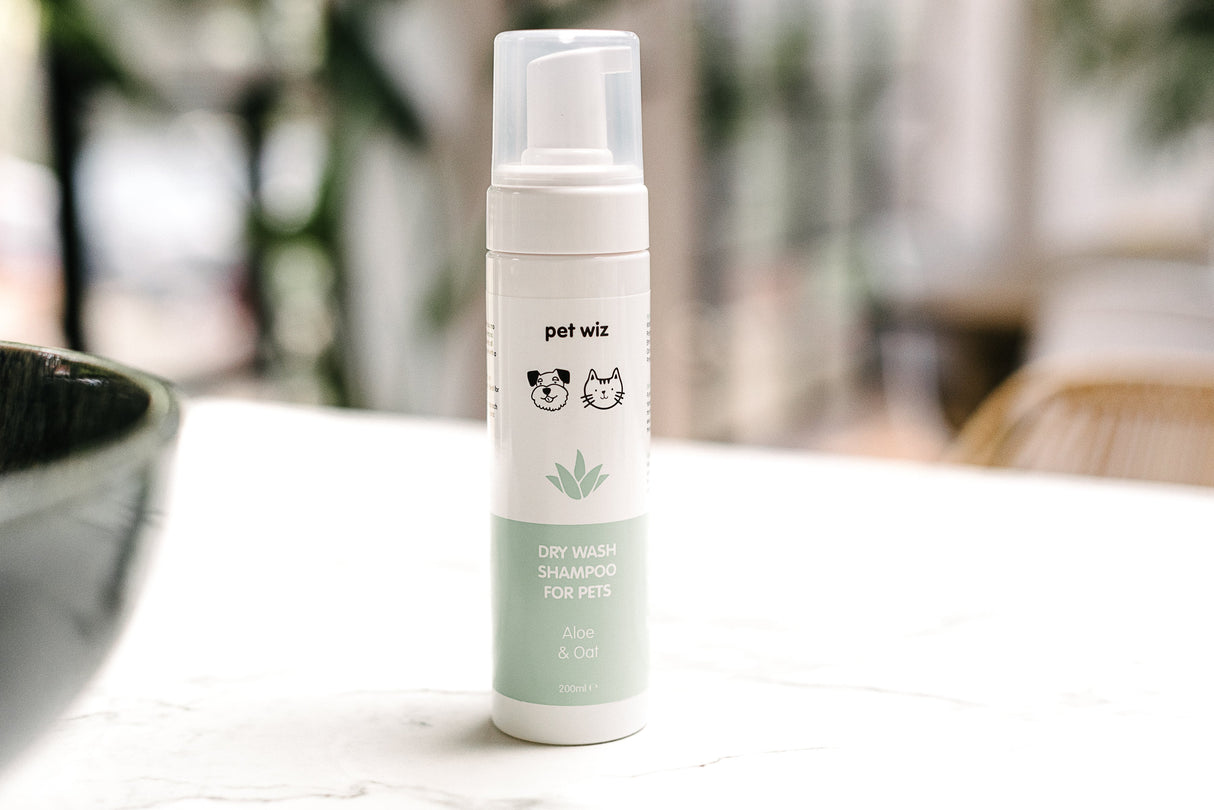 Dry Wash Shampoo for Pets – Soothing & Deodorising.  Pet Wiz   